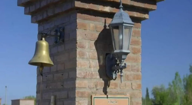 Finca La Carmelita, Забронировать Отель Сан-Рафаэль провинция Мендоса, рядом с San Martin central square