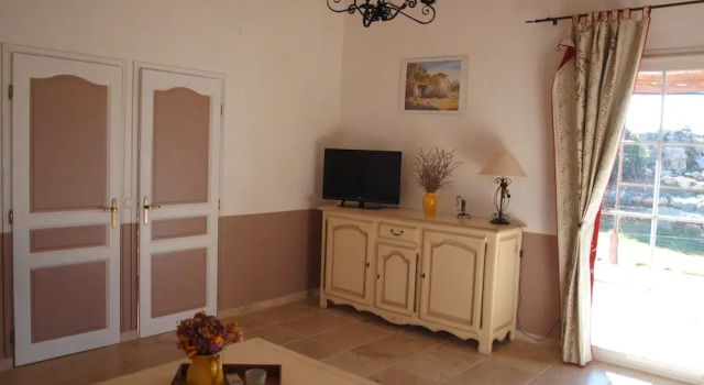 Gite le Petit Saint Pons, Rezervasyon Otel Luberon Regional Park Marsilya