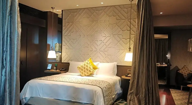Двухместный люкс Deluxe с видом на озеро ITC Kohenur, a Luxury Collection Hotel, Hyderabad