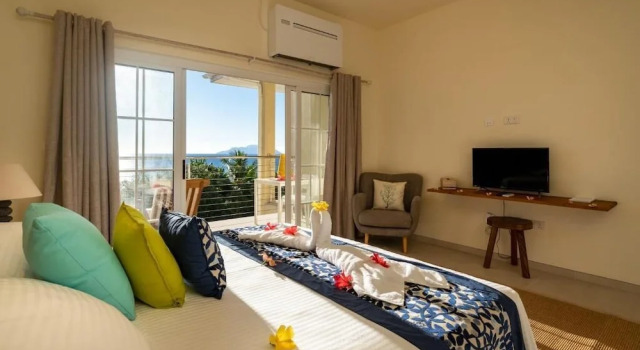 Villa Panoramic Seaview, Book Villa Hotels in Mahe with Parking, Parking