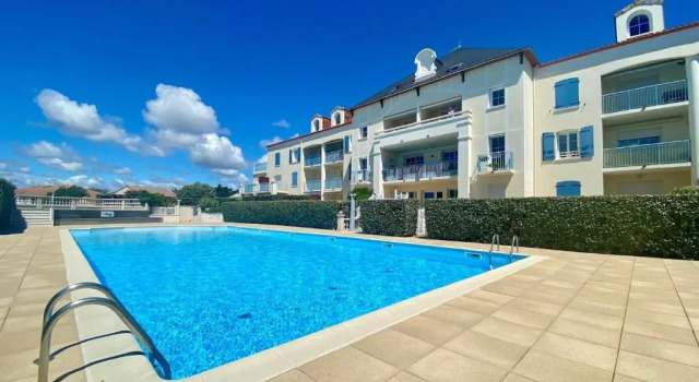 Maison Bretignolles-sur-Mer, 3 pièces, 4 personnes - FR-1-231-202, Забронировать Отель Отели Бретиньоль-сюр-Мер с бассейном, Бассейн