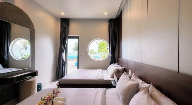 Семейный номер Standard с балконом и с видом на море ChanKy Hotel Dao Phu Quy