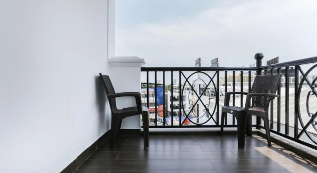 Люкс Hotel Crown Suites