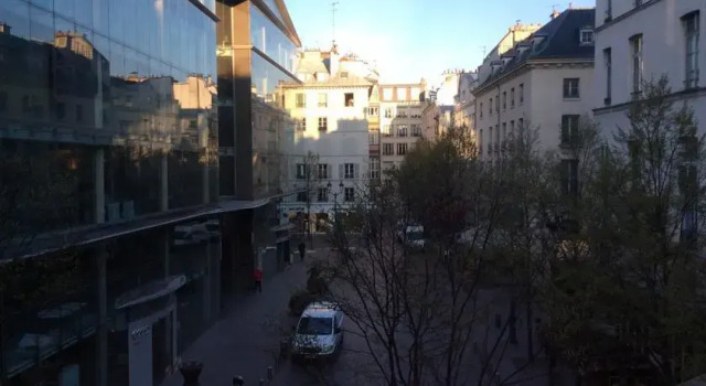 Flat on St.Honoré Square, Забронировать Апартаменты/квартира Париж Иль-де-Франс, рядом с Лувр — Риволи