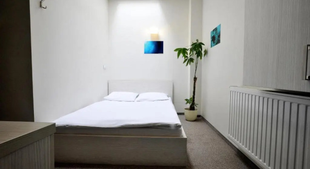 Hostel Promenada, Забронировать Хостел Недорогие отели Жешув, рядом с Парк культуры и отдыха, недорого