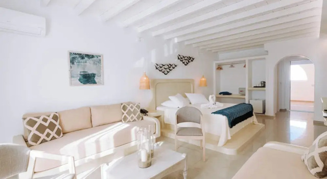 Четырёхместный номер Standard HOTIDAY Room Collection - Naxos
