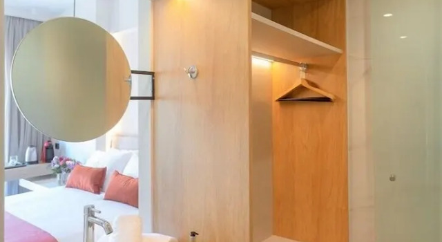 Люкс Superior с балконом The City Hotel & Suites