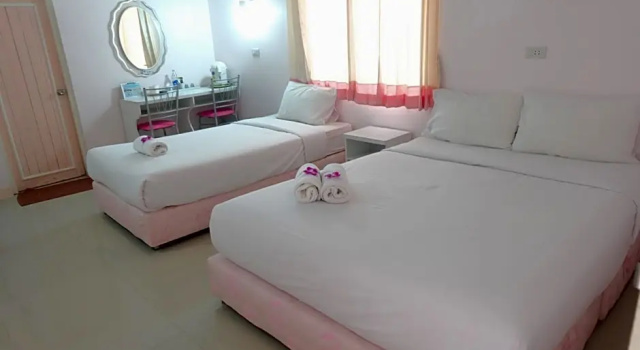 Трёхместный номер Standard Wiangphumin Hotel