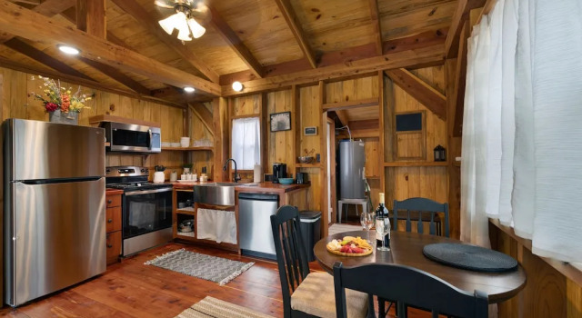 Коттедж Saw Mill Cabin