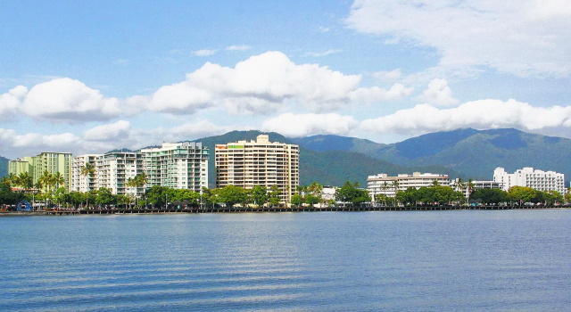 Апартаменты Cairns Aquarius