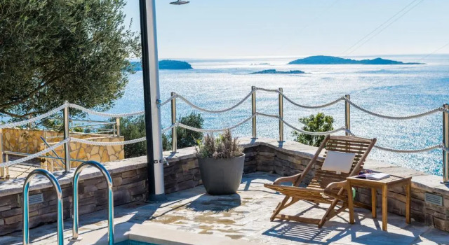 Апартаменты Comfort с 2 комнатами с балконом и с видом на море Apartment LaVilla