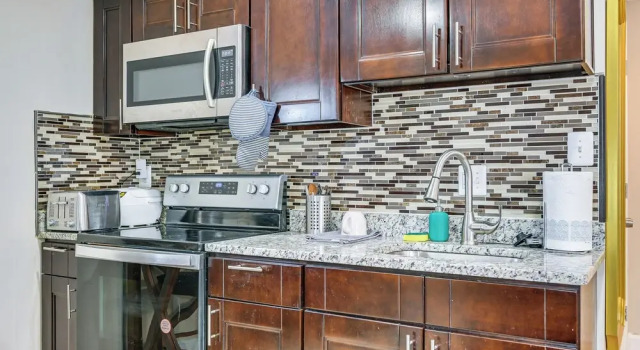 Апартаменты Pet-friendly DC Area Condo w/ Yard!
