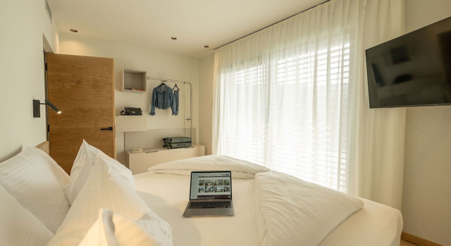 Люкс с 2 комнатами ETRA suites & apartments