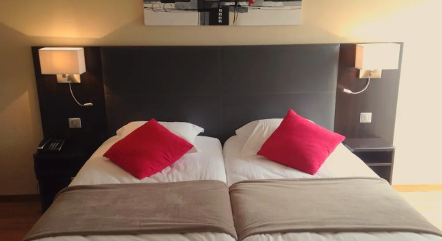 Hôtel Eden, Varaa Hotelli  