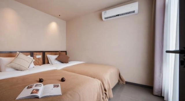 Люкс Luxury Light haze sparse rain house homestay