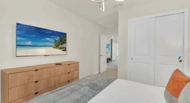 The Cutest Tonwhome & Private Splash Pool! 5 Bedroom Townhouse, Book Feriehus Villaer i Florida, Villa