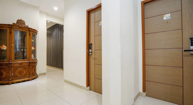 OYO 251 The Maximus Inn Hotel, Rezerwuj Hotel Palembang Sumatra