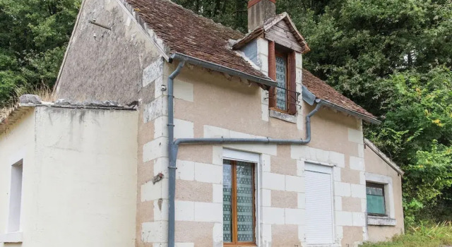 A Cave House With a Historic Charm, Забронировать Дом для отпуска Коттеджи Вильантруа, Коттедж