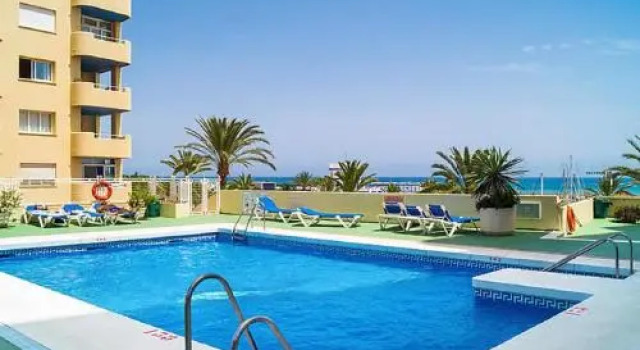 Apartamento Puerto Deportivo, Забронировать Апартаменты/квартира Отели Эстепона с парковкой, рядом с Палеонтологический музей, Парковка
