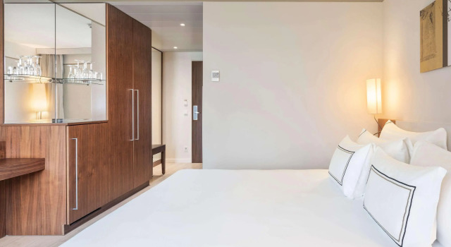 Melia Luxembourg, Rezerwuj Hotel Hotele w Luxembourg ze śniadaniem, w pobliżu Mudam Luxembourg, Śniadanie