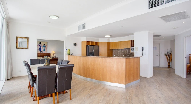 Номер Standard Пентхаус с 4 комнатами с видом на море Kirra Beach Apartments