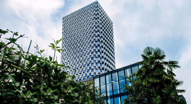 Maritim Hotel Plaza Tirana, Забронировать Отель Тирана область Тирана, рядом с Skanderbeg Square