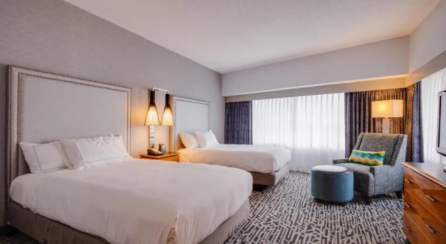 Двухместный люкс DoubleTree Suites by Hilton Hotel & Conference Center Chicago-Downers Grove