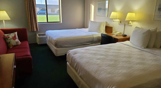 Super 8 Motel Carlyle, Varaa Motelli Carlyle Illinois