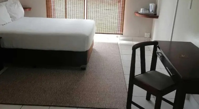 Двухместный номер Standard Island Hotel