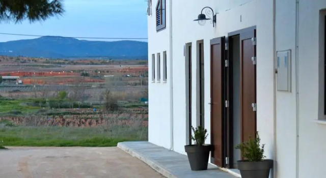 Casa Rural El Arrullo, Varaa Hotelli Requena Barcelona