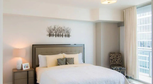 Deluxe 5 Star Condo Iconbrickell@25Th, Free Spa/Gym/Pool, Varaa Hotelli Hotellit Miami Beach uima-altaalla, Uima-allas