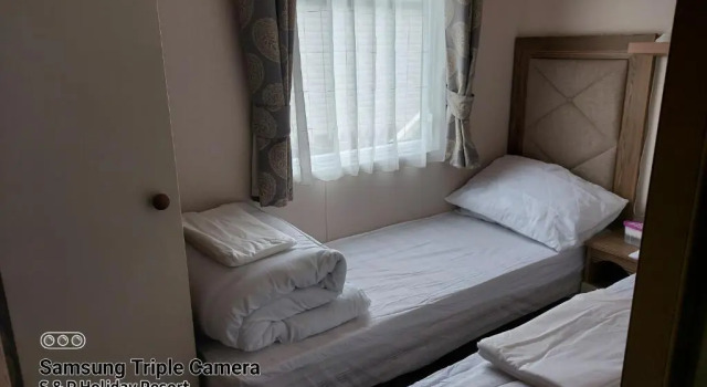 Коттедж 149 Unity Beach 6 Berth Encl Garden no Pets