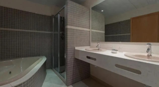 Четырёхместный семейный номер Standard c 1 комнатой Hotel Bulevard
