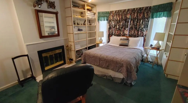 Suite Beds By the Bridge
