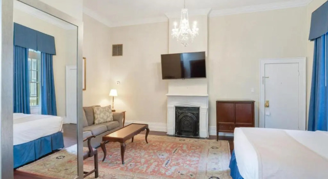 Полулюкс Andrew Jackson Hotel French Quarter