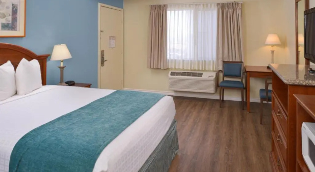 Двухместный номер Standard Edgewater Inn and Suites