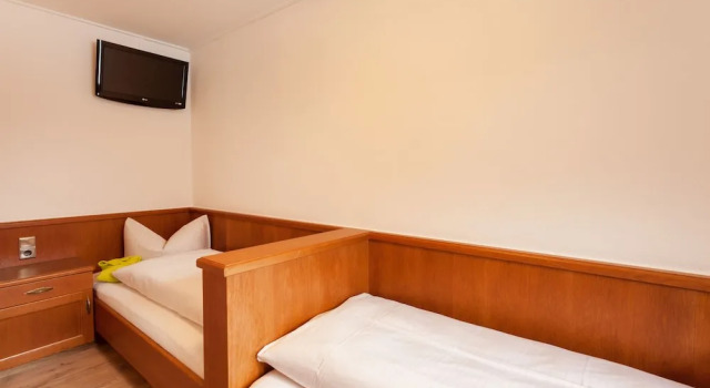Полулюкс с балконом и с видом на горы Ferienhotel Sonnenhof