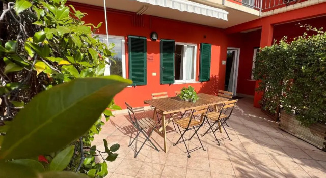 Семейные апартаменты c 1 комнатой с видом на сад Borgo Antico Apartments