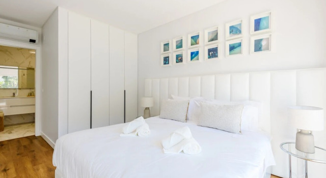 Апартаменты Forte Beach Retreat