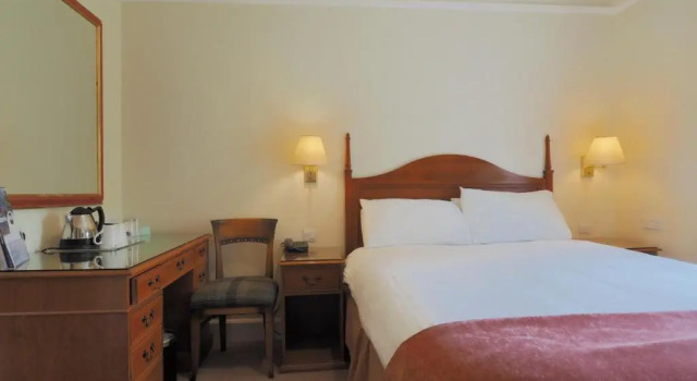Двухместный номер Standard Royal Hotel