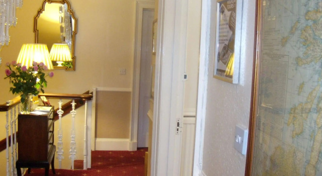 Sonas Guesthouse, Boek Pension Hotels in Edinburgh met parkeren, Parkeren