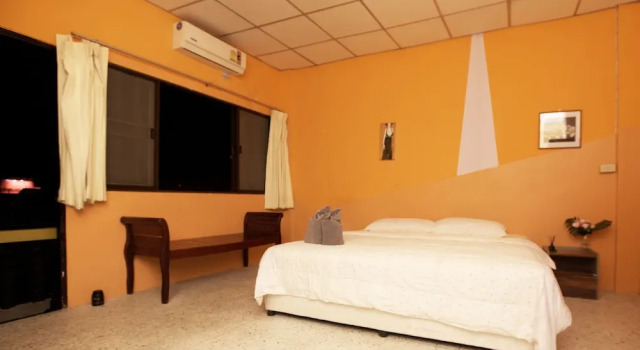 Номер Standard Holiday Phangan - Hostel & Bar
