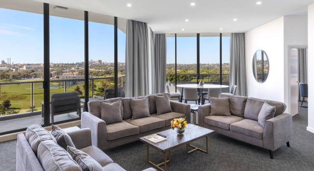 Люкс с 3 комнатами Meriton Suites Waterloo