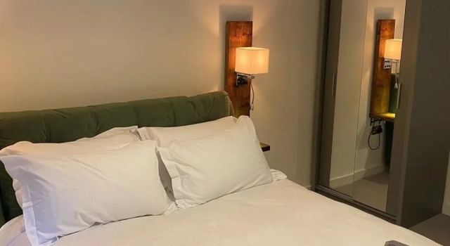 Luxury 2 Bed 2 Bath Apartment in Bath City