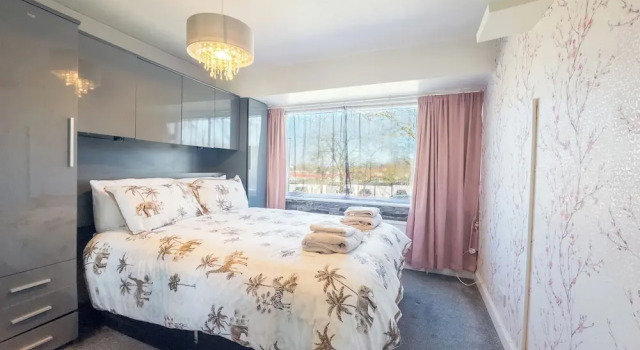 Rise Park Cozy House - Basildon, Book Feriehus Sommerhuse i Basildon, Hytte