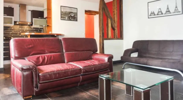 Studio in Bustling St Maur / Oberkampf Area