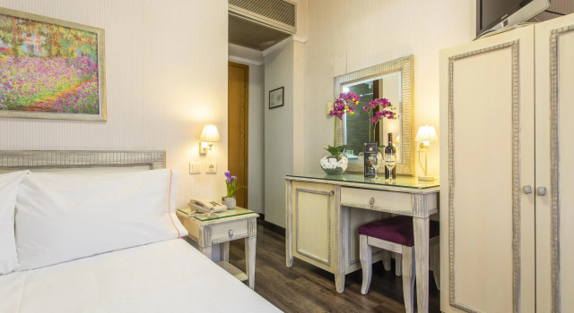 Egnatia Hotel
