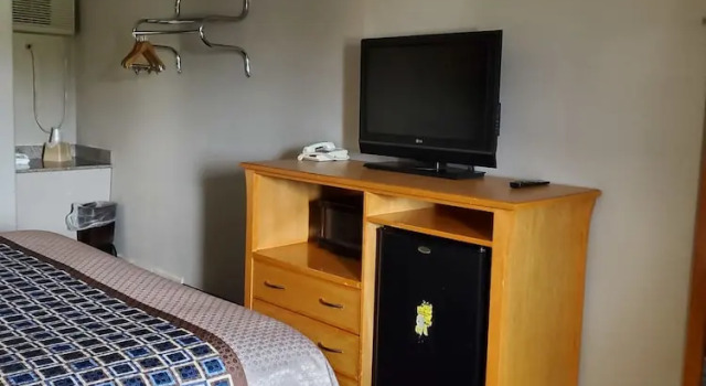 Номер Economy Budget Inn Express Douglas