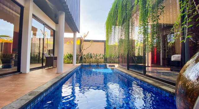 Номер Standard с 3 комнатами с балконом Puri Hiromi Boutique Residence