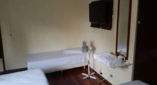 Hotel Piratini, Забронировать Отель Отели Куритиба с парковкой, рядом с Конгресс-центр Estacao Embratel, Парковка